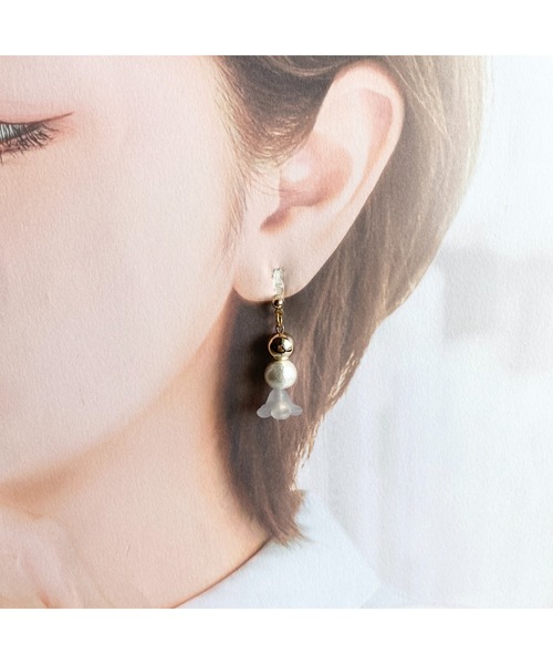 tone(トーン)の「【-lensa-】コットンパールでさっぱり大人ピアス(MA)(ピアス(両耳用)・レディース・ゴールド・FREE)」の5枚目の写真