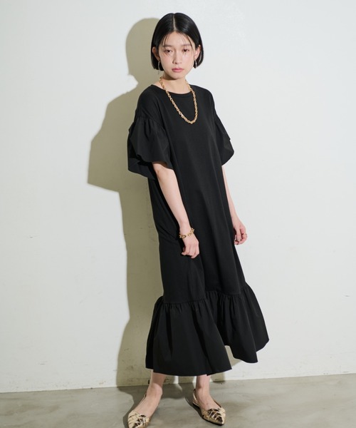 Shelly island（シェリーアイランド）の「フリルティアードカットワンピース（ワンピース・レディース・ブラック/ホワイト・M）」の22枚目の写真