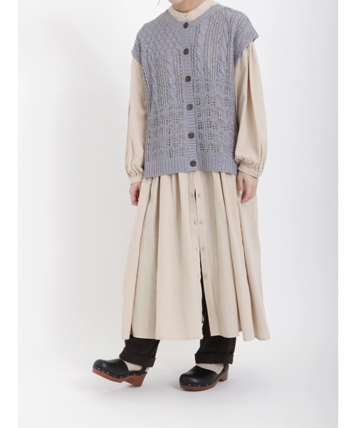 Samansa Mos2（サマンサ モスモス）の「スタッズサボサンダル（ドレスシューズ・レディース・ブラック/ブラウン・MEDIUM/LARGE）」の4枚目の写真