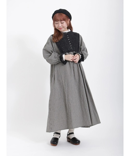 Samansa Mos2（サマンサ モスモス）の「スタッズサボサンダル（ドレスシューズ・レディース・ブラック/ブラウン・MEDIUM/LARGE）」の7枚目の写真