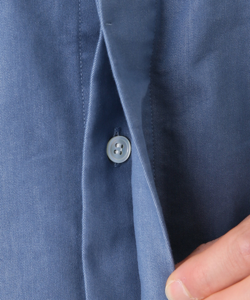 EDIFICE（エディフィス）の「【:colon / コロン】フロントプリーツデニムバンドカラー（シャツ/ブラウス・メンズ・ネイビー/ブルー・3/5/1）」の15枚目の写真