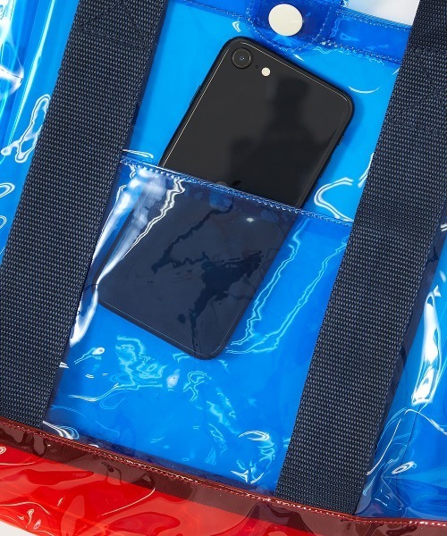 devirock（デビロック）の「ネオンカラー クリアプールバッグ トート（スイムグッズ・キッズ・グリーン系その他/ブルー系その他/チャコール/ラベンダー/ピンク/ブラック/ライトブルー/イエロー系その他/オレンジ系その他/ブルー/その他11・ONE SIZE）」の13枚目の写真