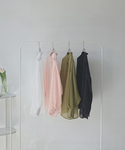 AS KNOW AS plus(アズノゥアズプラス)の「○バンドカラーなシアーシャツ(シャツ/ブラウス・レディース・オフホワイト/ライトグリーン/ブラック/ライトピンク・FREE)」の11枚目の写真