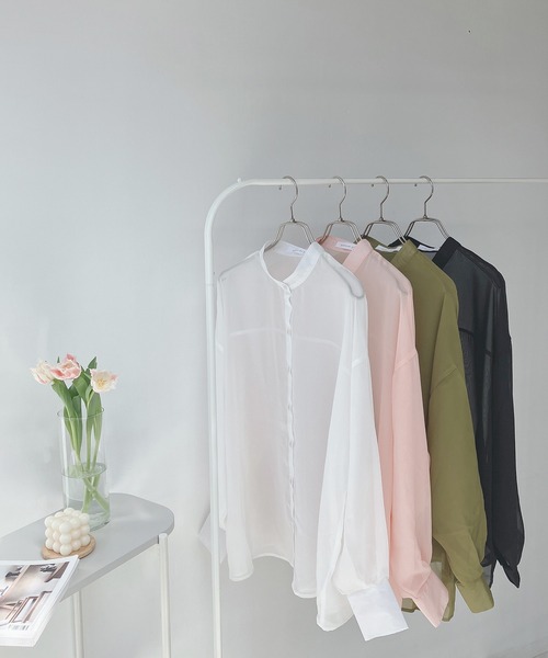 AS KNOW AS plus(アズノゥアズプラス)の「○バンドカラーなシアーシャツ(シャツ/ブラウス・レディース・オフホワイト/ライトグリーン/ブラック/ライトピンク・FREE)」の6枚目の写真