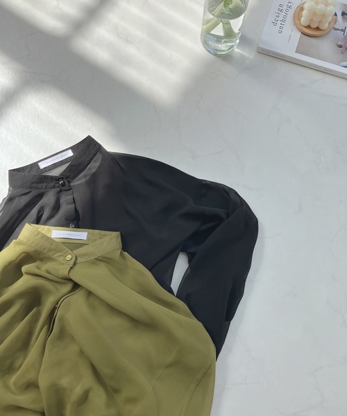 AS KNOW AS plus(アズノゥアズプラス)の「○バンドカラーなシアーシャツ(シャツ/ブラウス・レディース・オフホワイト/ライトグリーン/ブラック/ライトピンク・FREE)」の5枚目の写真