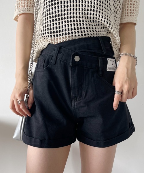 CLEA（クレア）の「ウエストデザインハイウエストデニムショートパンツ（デニムパンツ・レディース・ブラック/ブルー・M）」の3枚目の写真