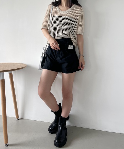 CLEA（クレア）の「ウエストデザインハイウエストデニムショートパンツ（デニムパンツ・レディース・ブラック/ブルー・M）」の12枚目の写真