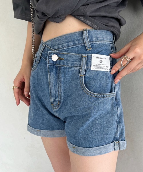 CLEA（クレア）の「ウエストデザインハイウエストデニムショートパンツ（デニムパンツ・レディース・ブラック/ブルー・M）」の13枚目の写真