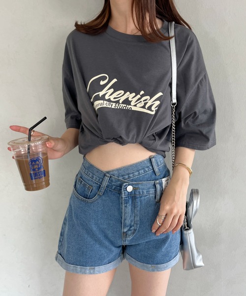 CLEA（クレア）の「ウエストデザインハイウエストデニムショートパンツ（デニムパンツ・レディース・ブラック/ブルー・M）」の17枚目の写真