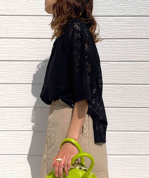 Q（キュー）の「コードレーストップス（Tシャツ/カットソー・レディース・アイボリー/ブラック・MEDIUM）」の8枚目の写真