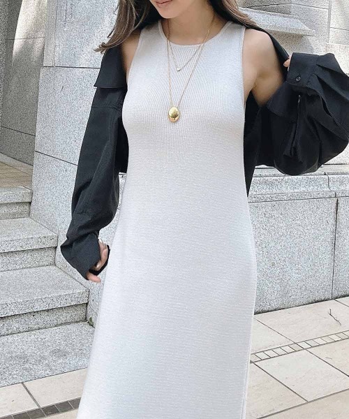 esutoreja（エストレジャ）の「バットウィングスリーブシャツ（シャツ/ブラウス・レディース・ブラック/ホワイト・FREE）」の3枚目の写真