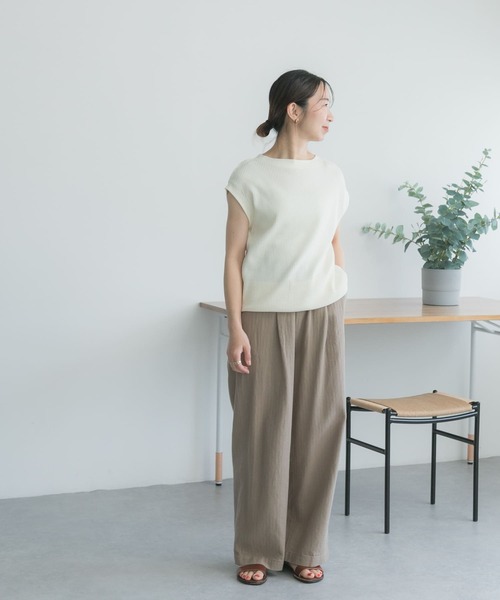 FORK&SPOON（フォークアンドスプーン）の「FORK&SPOON　変形ワッフルボートネックプルオーバー（Tシャツ/カットソー・レディース・ブラック系その他/アイボリー/ブラック/ホワイト系その他・1）」の10枚目の写真