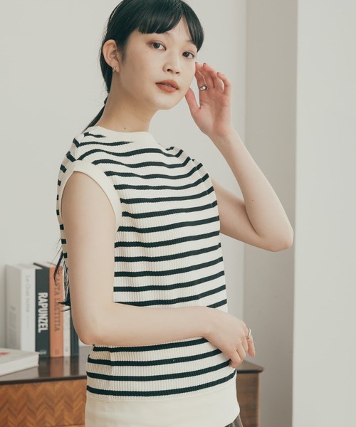 FORK&SPOON（フォークアンドスプーン）の「FORK&SPOON　変形ワッフルボートネックプルオーバー（Tシャツ/カットソー・レディース・ブラック系その他/アイボリー/ブラック/ホワイト系その他・1）」の17枚目の写真