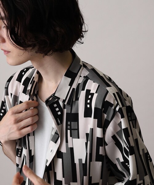 THE SHOP TK (ザ ショップ ティーケー )の「◆レギュラーカラープリント柄シャツ(シャツ/ブラウス・メンズ・ブラック系7/ネイビー系2/グレー系4/ブラック系2・03/02/04)」の18枚目の写真