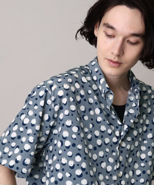 THE SHOP TK (ザ ショップ ティーケー )の「◆レギュラーカラープリント柄シャツ(シャツ/ブラウス・メンズ・ブラック系7/ネイビー系2/グレー系4/ブラック系2・03/02/04)」の4枚目の写真