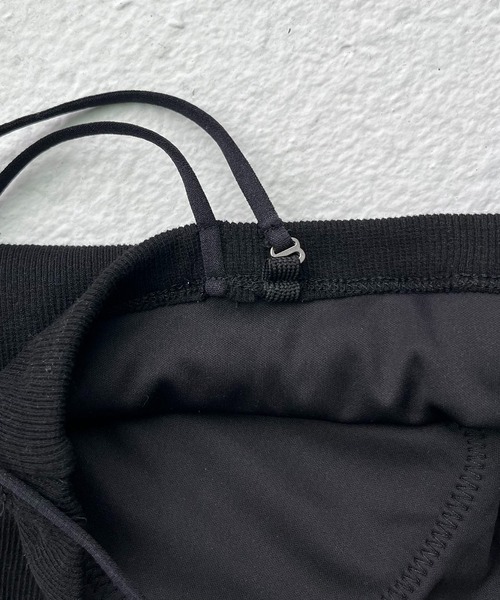 CAPRICIEUX LE'MAGE（カプリシューレマージュ）の「アシメストラップキャミ（キャミソール・レディース・ホワイト/ブラック/グレイッシュベージュ・38/36）」の17枚目の写真