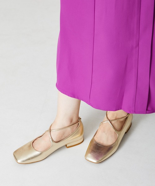 ORiental TRaffic(オリエンタルトラフィック)の「クロスストラップパンプス 31304(パンプス・レディース・ゴールド/ブルー/ブラック・34/42/37/35/38/41/39/36/40)」の21枚目の写真