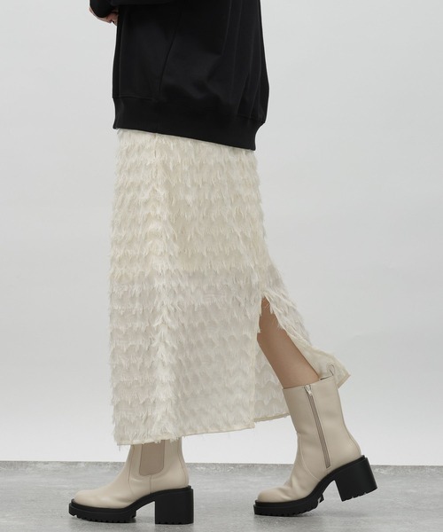 LAKOLE（ラコレ）の「フリンジスカート / 975980（スカート・レディース・アイボリー/ブラック・SMALL/MEDIUM）」の6枚目の写真