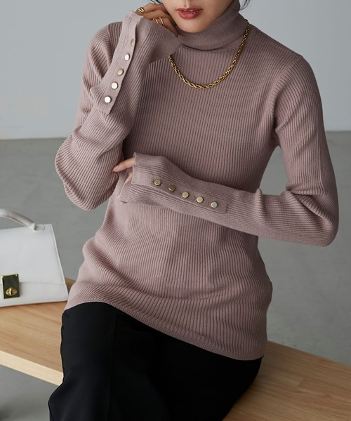 Anss.me（アンスミー）の「【Anss.me】リブニット袖口ボタンタートルネックプルオーバー（ニット/セーター・レディース・グレイッシュベージュ/杢グレー/ブラック/レッド/グリーン/アイボリー・FREE）」の21枚目の写真