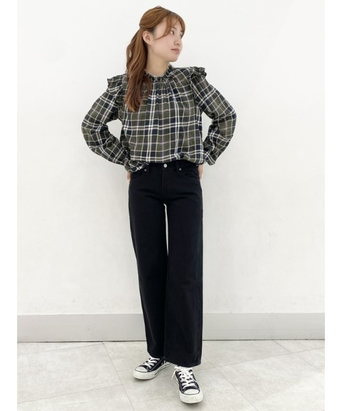 GAP(ギャップ)の「メタリック ラッフルフリルシャツ(シャツ/ブラウス・レディース・ブラック/カーキ・M/S/L/XXS/XS)」の9枚目の写真