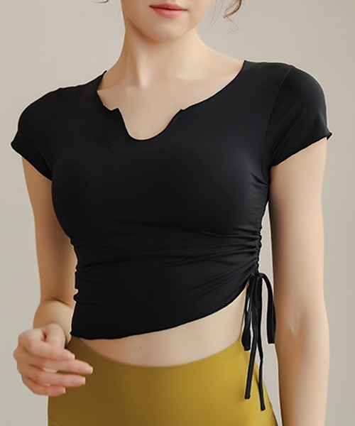 DAY CLOSET（デイ クローゼット）の「レディース サイドリボンスリットネッククロップドヨガウェアトップス[トレーニングウェア/ジムウェア/ピラティスウェア]（その他トップス・レディース・ブラック/ブルー/ホワイト/グリーン/マスタード・M/S/L）」の8枚目の写真