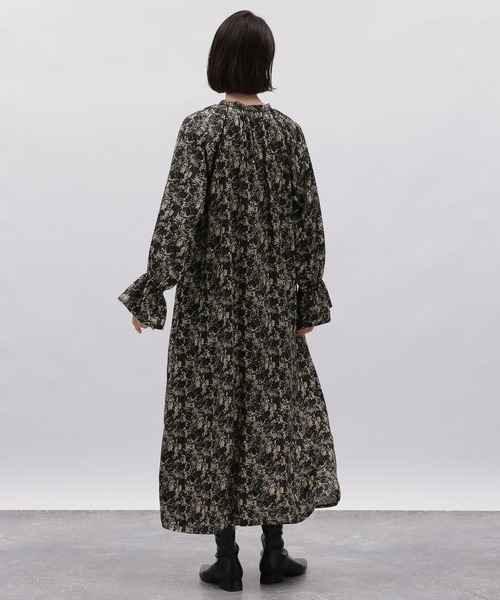 LAKOLE（ラコレ）の「キャンディースリーブワンピース / 979333（ワンピース・レディース・レモンイエロー/ブラック・MEDIUM/SMALL）」の5枚目の写真