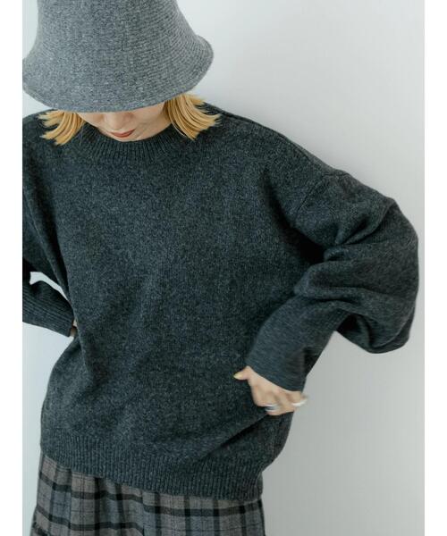 Samansa Mos2 blue（サマンサモスモスブルー）の「【Rina×blue】ニットプルオーバー（ニット/セーター・レディース・キナリ/チャコールグレー/サックスブルー/モカ・F）」の17枚目の写真