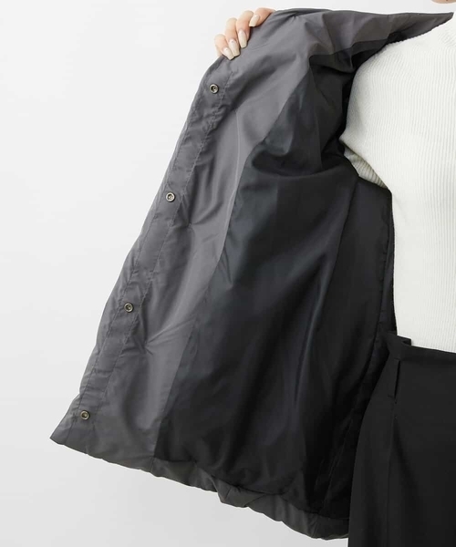 MICHEL KLEIN（ミッシェル・クラン）の「[撥水素材]ダイヤモンドキルティングダウンコート（ダウンジャケット/コート・レディース・ライトグレー/ダークグレー・40/38）」の19枚目の写真