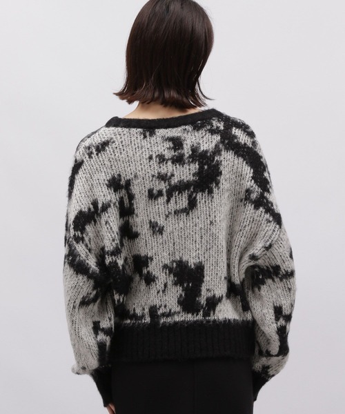 LAKOLE（ラコレ）の「ジャカードニットプルオーバー / 987997（ニット/セーター・レディース・ライトグレー系/ブラック×ホワイト/ホワイト系9・SMALL/MEDIUM）」の22枚目の写真