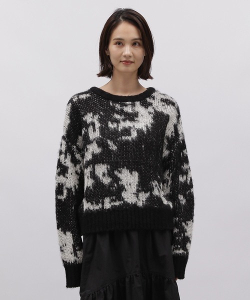 LAKOLE（ラコレ）の「ジャカードニットプルオーバー / 987997（ニット/セーター・レディース・ライトグレー系/ブラック×ホワイト/ホワイト系9・SMALL/MEDIUM）」の4枚目の写真