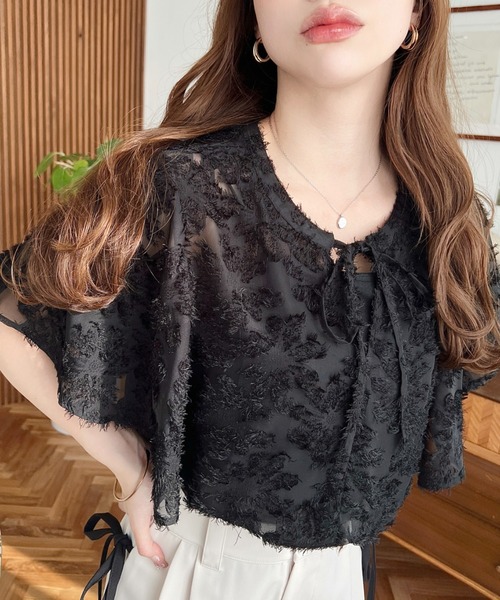 ブラウス シャツ 花柄ジャガードラッフルスリーブブラウス レディース SALE】花柄ジャガードラッフルスリーブブラウス - 12Twelve