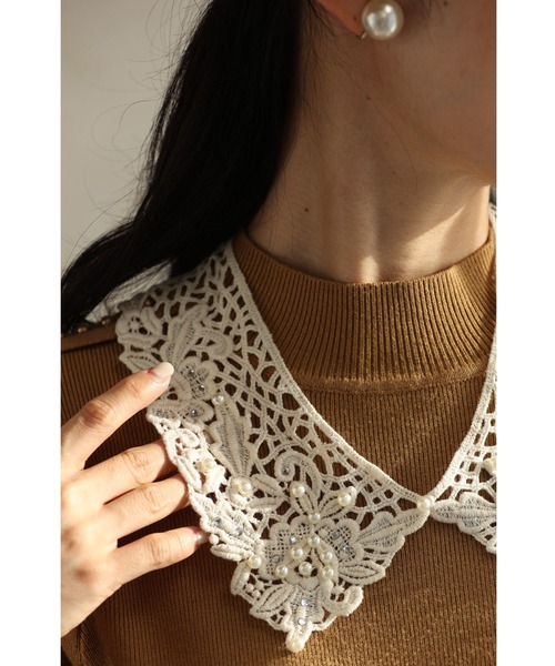 cawaii（カワイイ）の「ラインストーンとパールを散りばめたカッティングレース襟ネックレス（付け襟・レディース・ホワイト・FREE）」の17枚目の写真
