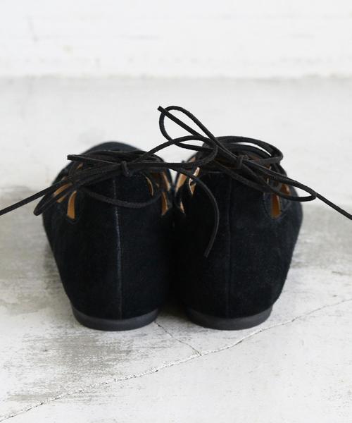 BEAUTY&YOUTH UNITED ARROWS(ビューティーアンドユースユナイテッドアローズ)の「BY∵ スウェードレースアップフラット ◆(パンプス・レディース・ブラック/ダークブラウン・LARGE/SMALL/MEDIUM)」の13枚目の写真