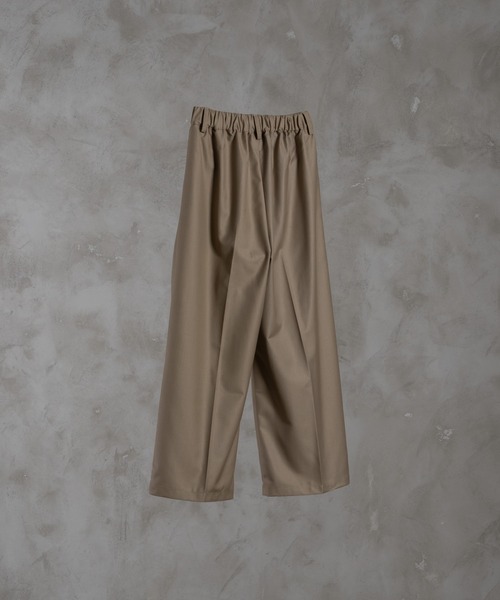 adree(アドリー)の「high waist tuck wide slacks / ハイウエストタックワイドスラックス(スラックス・レディース・ブラック/ベージュ・MEDIUM/SMALL)」の8枚目の写真