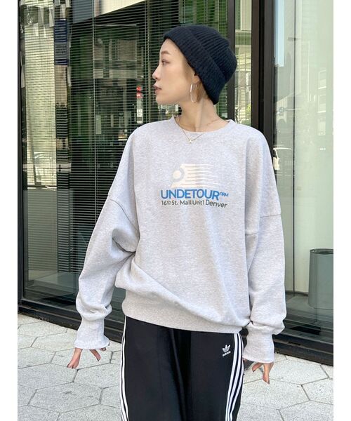 Ungrid（アングリッド）の「ロゴルーズスウェット（スウェット・レディース・アイボリー/チャコールグレー/ライトグレー・FREE）」の4枚目の写真