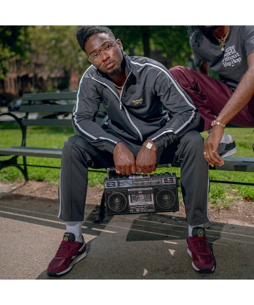 【セール】ヒューマンライツナウ ヒップホップ ベクタートラックトップ / HUMAN RIGHTS NOW HIP HOP TRACKTOP（ナイロンジャケット）｜Reebok（リーボック）