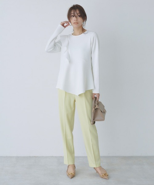 Pierrot(ピエロ)の「フリルドッキングダンボールフレアプルオーバー(Tシャツ/カットソー・レディース・オフホワイト/ネイビー/ブラック・M/L)」の9枚目の写真