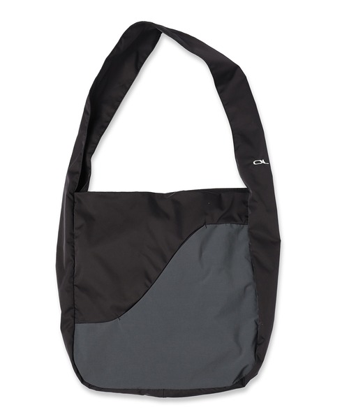 JIEDA（ジエダ）の「【OUTLIERS×JieDa】2 TONE SHOULDER BAG（ショルダーバッグ・メンズ・ブラック/サンドベージュ・ONESIZE）」の14枚目の写真