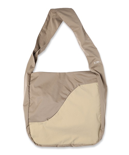 JIEDA（ジエダ）の「【OUTLIERS×JieDa】2 TONE SHOULDER BAG（ショルダーバッグ・メンズ・ブラック/サンドベージュ・ONESIZE）」の12枚目の写真