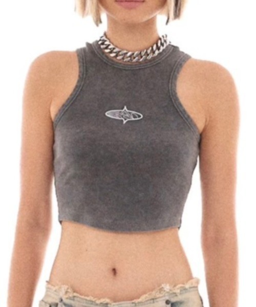 Basic Pleasure Mode（ベーシックプレジャーモード）の「ストリートファッション Y2Kファッション Basic