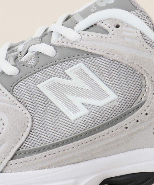 NEW BALANCE(ニューバランス)の「【NEW BALANCE / ニューバランス】530(スニーカー・レディース・チャコールグレー・23cm/25cm/24cm/23.5cm)」の4枚目の写真