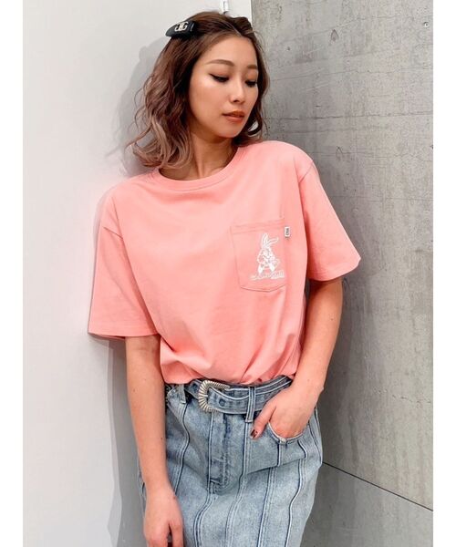 GYDA（ジェイダ）の「【WEB限定】PET PEEVE BUNNYポケットTシャツ（Tシャツ/カットソー・レディース・ピンク/ミント/ブラック/オフホワイト・FREE）」の6枚目の写真