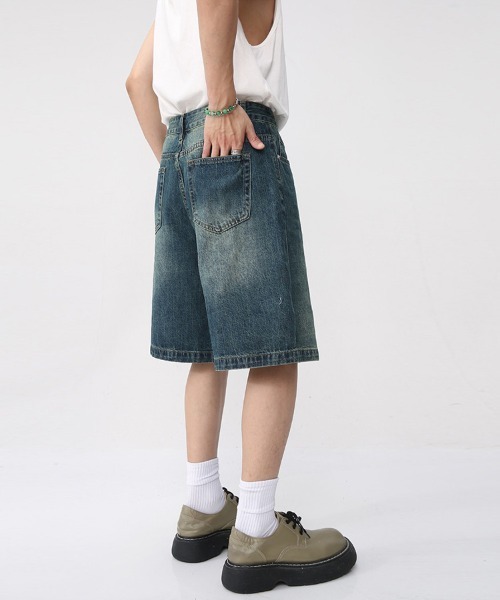 Ressaca（レサーカ）の「ユーズド加工 ワイドデニムショートパンツ（デニムパンツ・メンズ・ライトグレー/ダークインディゴブルー/インディゴブルー/ライトインディゴブルー・M/XL/L）」の16枚目の写真