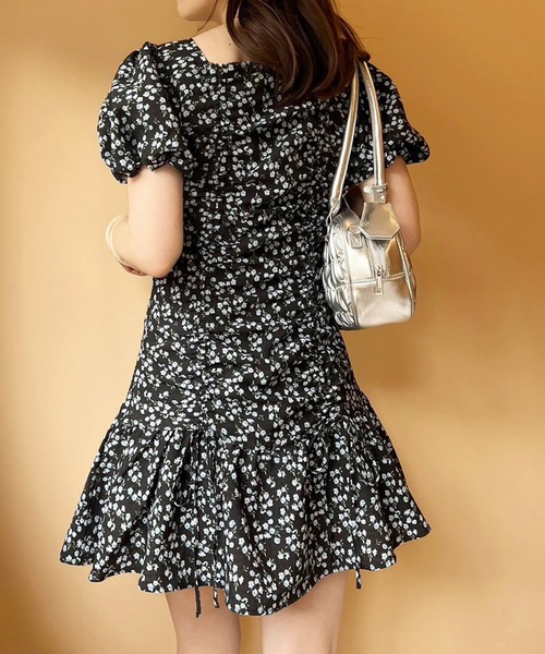 one after another NICE CLAUP(ワンアフターアナザーナイスクラップ)の「ドロストチュニックワンピース(チュニック・レディース・ブラック系その他/ホワイト系その他/サックスブルー・FREE)」の5枚目の写真