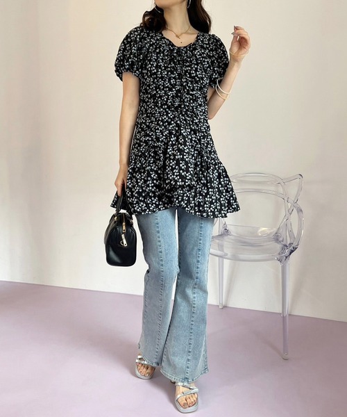 one after another NICE CLAUP(ワンアフターアナザーナイスクラップ)の「ドロストチュニックワンピース(チュニック・レディース・ブラック系その他/ホワイト系その他/サックスブルー・FREE)」の10枚目の写真