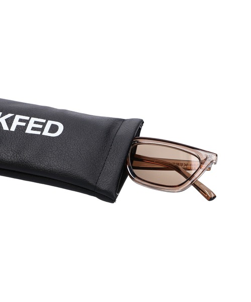 MILKFED.（ミルクフェド）の「POINTED FRAME SUNGLASSES（サングラス・レディース・ブラック/ブラウン・ONE SIZE）」の10枚目の写真