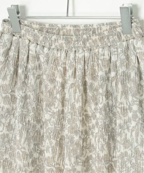 LBC（エルビーシー）の「プリントイージープリーツパンツ（その他パンツ・レディース・オフホワイト/ブラック/グリーン・M）」の10枚目の写真