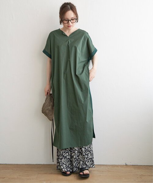 LBC（エルビーシー）の「プリントイージープリーツパンツ（その他パンツ・レディース・オフホワイト/ブラック/グリーン・M）」の22枚目の写真