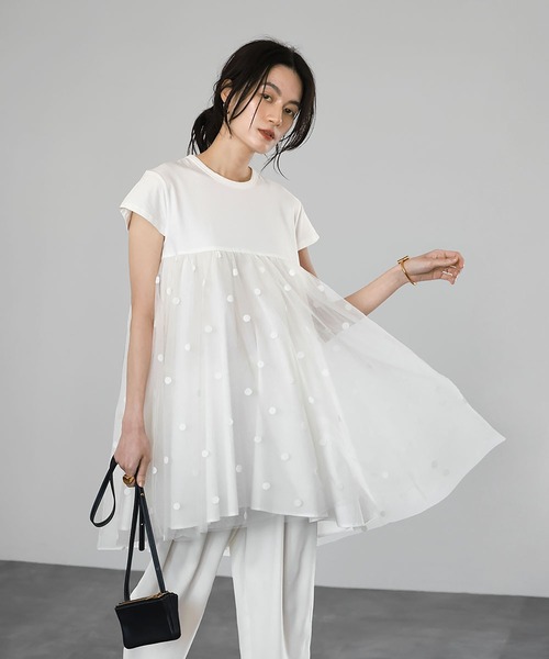 ELFRANK(エルフランク)の「ドットチュールドッキングフレアトップス(Tシャツ/カットソー・レディース・オフホワイト/ブラック・FREE)」の7枚目の写真