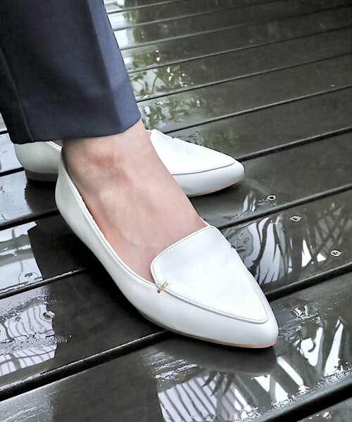 grove（グローブ）の「メタルパーツローファーパンプス【晴雨兼用】（その他シューズ・レディース・ブラウン系その他/ブラック/オフホワイト・L/M/S）」の15枚目の写真